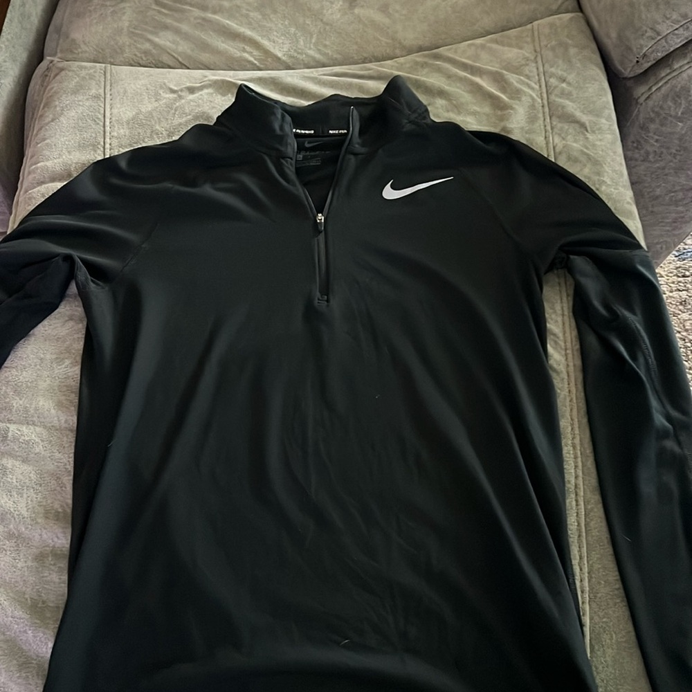 Nike men’s small dri-fit running shirt